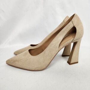 Crown & Ivy Azarria Faux Suede Heels Pointed Toe - Beige Size‎ 8M